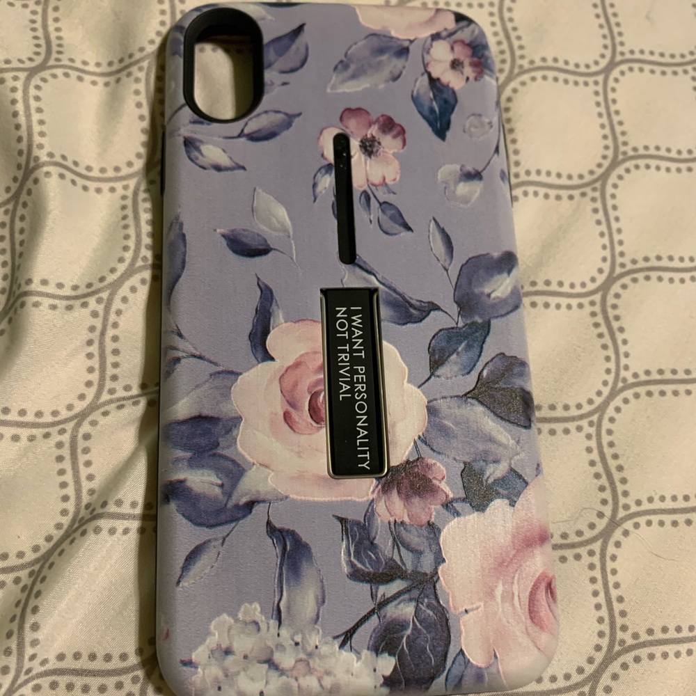 iPhone XS Max hidden loopy phone case